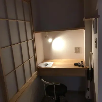 a small room with a desk and a chair at Tokyo inn Sakura An in Tokyo