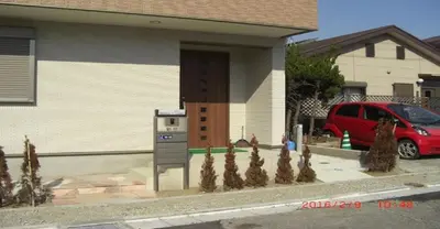 a parking meter in front of a house at 2-10-15 Imagawa - Apartment / Vacation STAY 7907 in Tokyo
