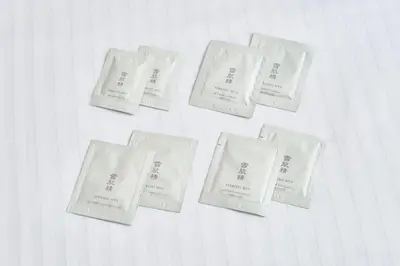 a group of white napkins sitting on a table at Villa Fontaine Tokyo Kudanshita in Tokyo