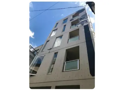 a building with windows on the side of it at world potential / Vacation STAY 4614 in Tokyo