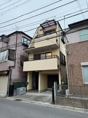 a building on the side of a street at LEMON TOKYO in Tokyo