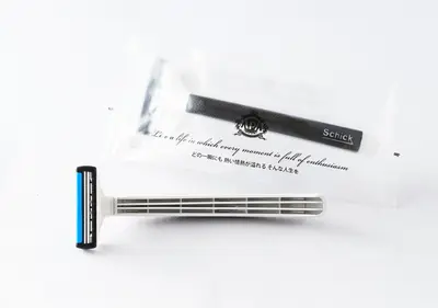 a razor in a box on a white background at APA Hotel Ueno Hirokoji in Tokyo