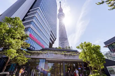 a view of the cn tower and a shopping mall at Re-Rent Residence \u62bc\u4e0a in Tokyo