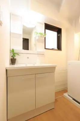 a bathroom with a sink and a mirror at Katsushika-ku - House - Vacation STAY 92154 in Tokyo
