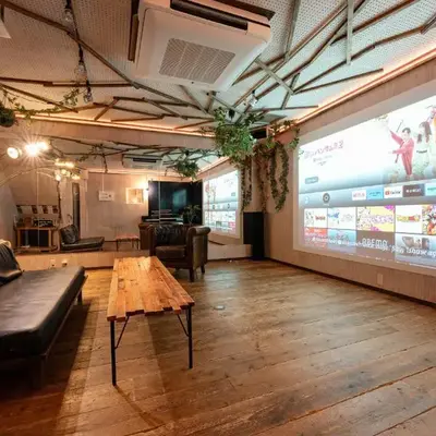Grand Piano & Shinjuku 5min walk from station