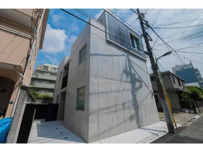 a building with a shadow on the side of it at bmj Hyakunincho - Vacation STAY 68270v in Tokyo