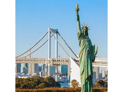 the statue of liberty with a bridge in the background at Urayasu Sun Hotel - Vacation STAY 32992v in Urayasu