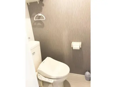 a bathroom with a white toilet in a room at KIKO HOUSE - Vacation STAY 42467v in Tokyo