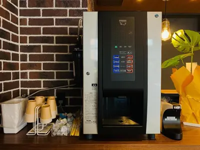 a microwave oven sitting on top of a counter at HOTEL TABARD TOKYO - Vacation STAY 64558v in Tokyo
