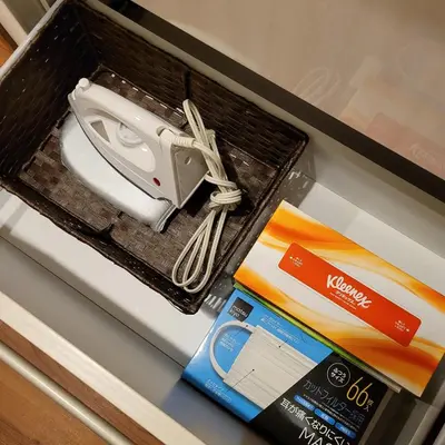 a drawer in a refrigerator with a box and a appliance at \u65b0\u5927\u4e45\u4fdd\u30f4\u30a3\u30e9\u30e8\u30b7\u30c0 in Tokyo